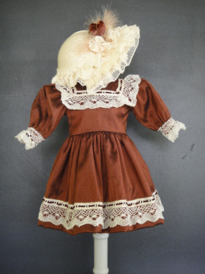 Tenue En Soie Pour Poupée Bleuette – Fabrication Française, Vintage Fille