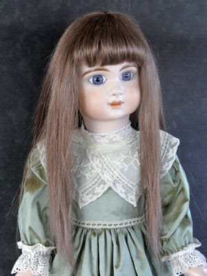 Perruque 100% Cheveux Naturels Pour Poupée Ancienne – Floue 14 (43cm) – Fabriquée En France